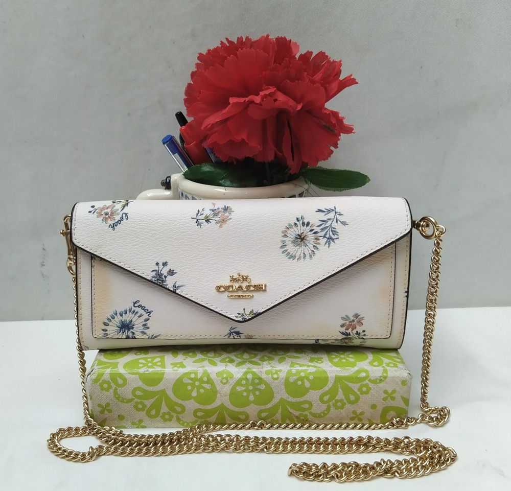 Coach White Leather Floral Flap Closure Crossbody Credit Card Wallet